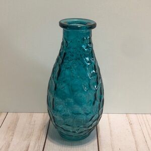 Vintage aquamarine bud vase pebbled press glass retro stunning 5-1/2” tall